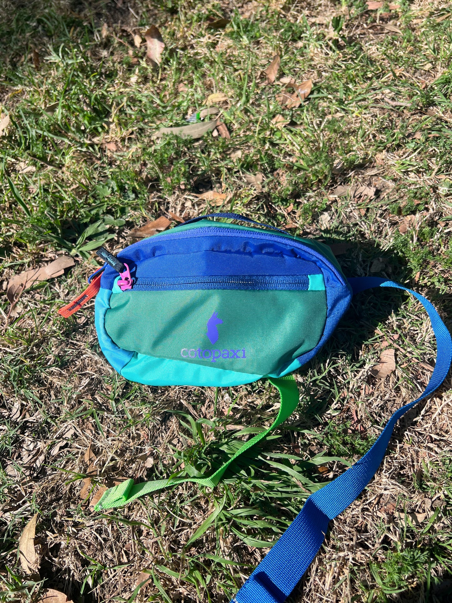 Cotopaxi 1.5L waist bag- the unique color in the world